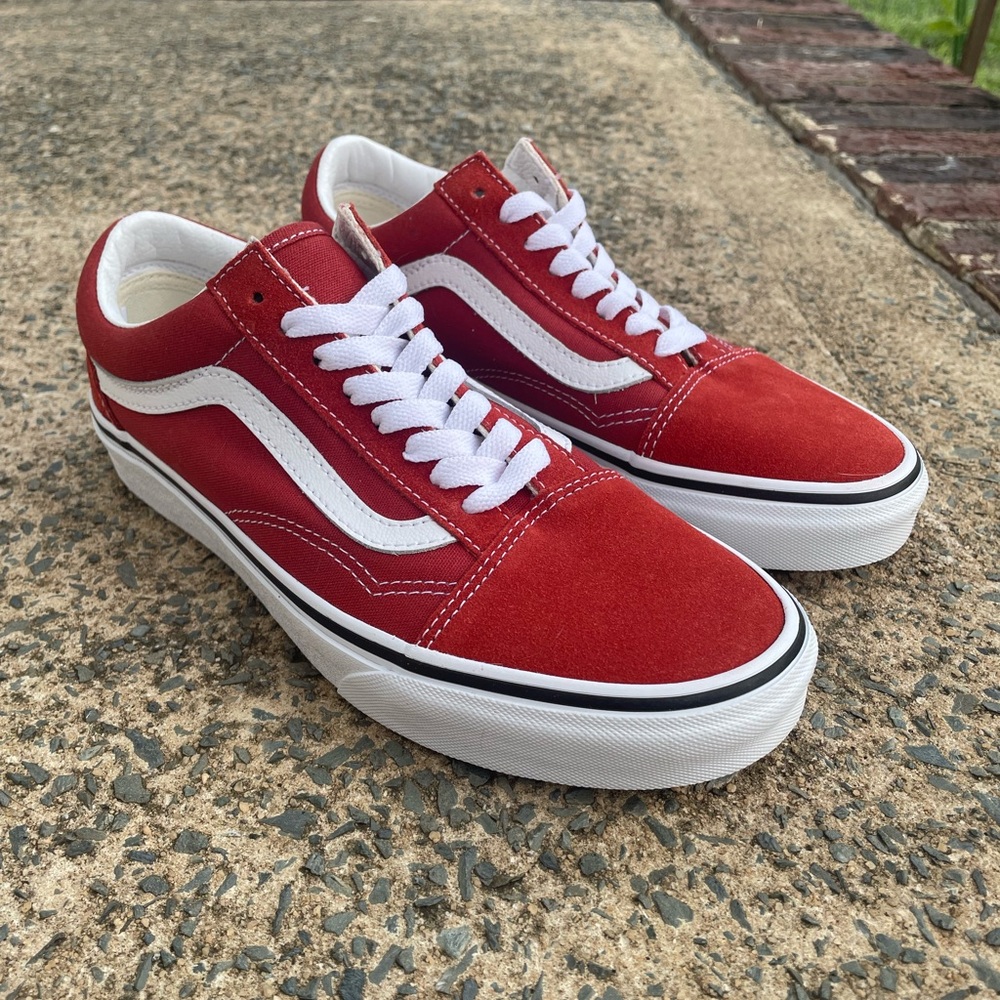 Women’s Burnt Orange Low Top Vans Sneakers